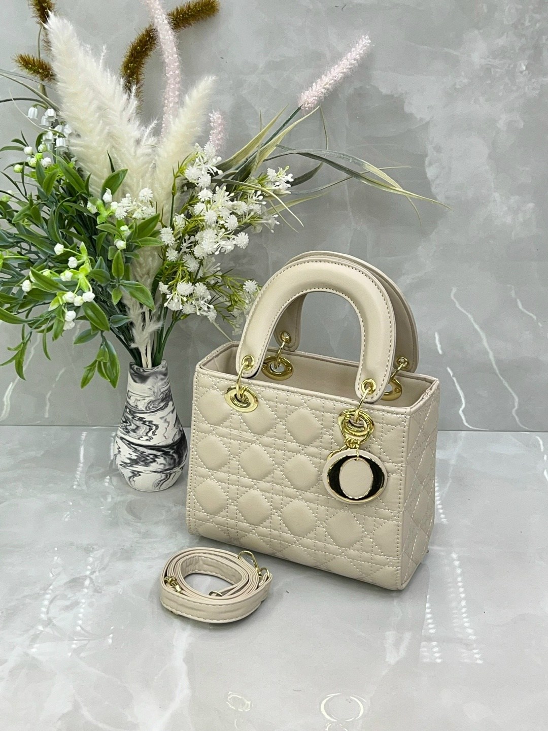 сумка диор,dior сумка,сумка диор леди диор,сумка диор леди ди,леди диор сумка