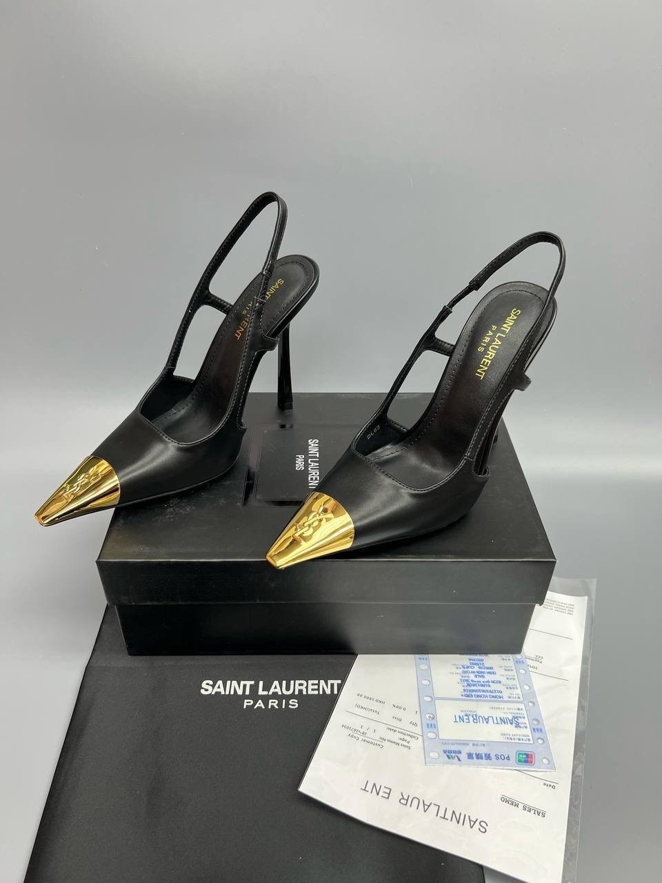 женские кожаные туфли saint laurent черные с золотым носком каблук 10 см,туфли saint laurent,женские туфли на высоком каблуке с острым носком,туфли,yves saint laurent туфли