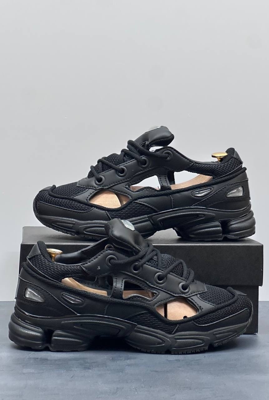 кроссовки adidas ozweego 2 x raf simons цвет черный,adidas raf simons ozweego 3,кроссовки adidas raf simons ozweego 3 black,adidas raf simons ozweego,adidas ozweego 2 raf simons черные