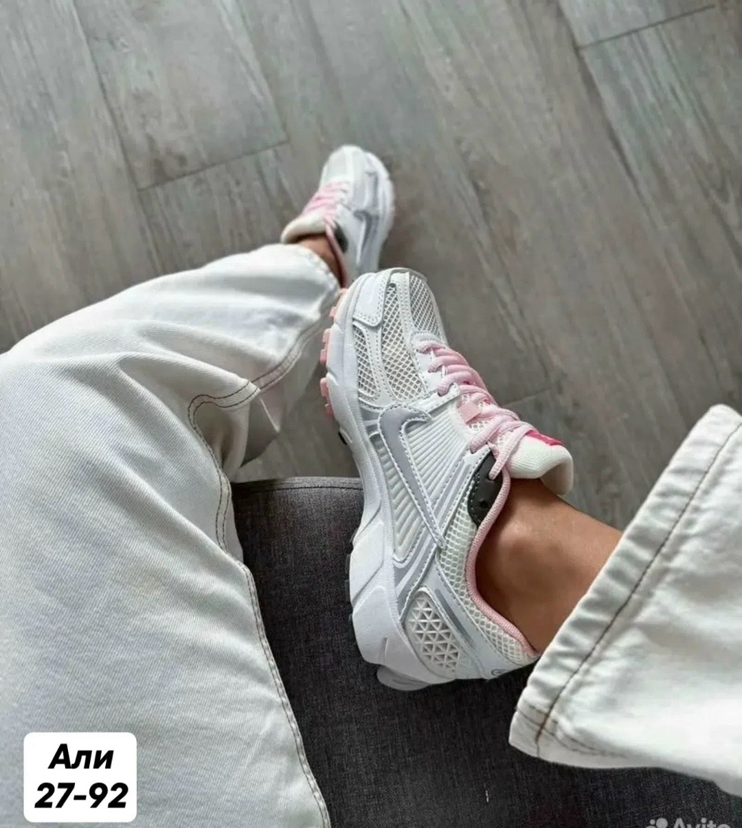 женские кроссовки nike,женские кроссовки найк,женские кроссовки,кроссовки nike zoom vomero 5,кроссовки