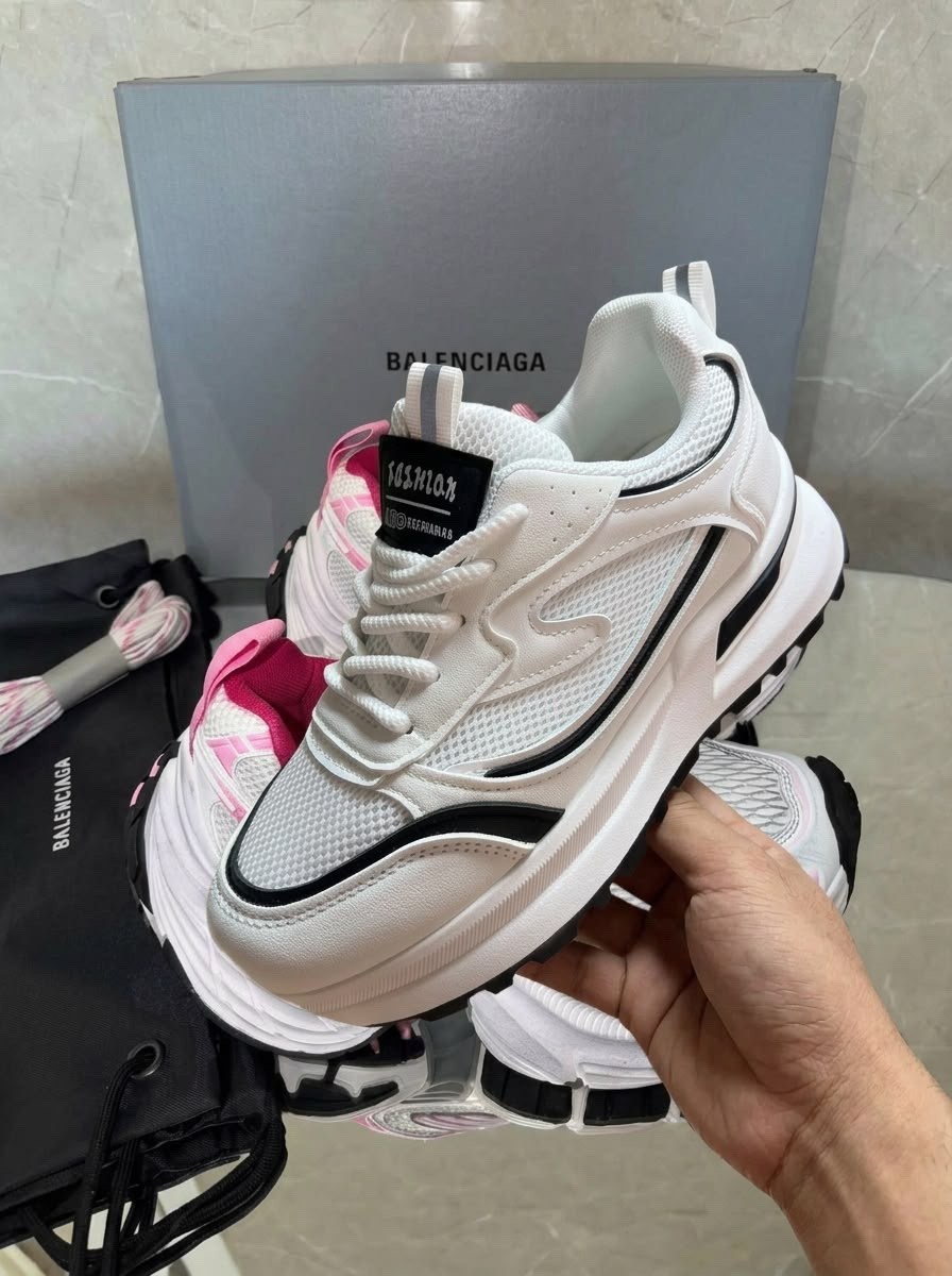 кроссовки женские balenciaga,кроссовки balenciaga,кроссовки balenciaga на высокой подошве арт. р135,кроссовки баленсиага женские,кроссовки женскиe
