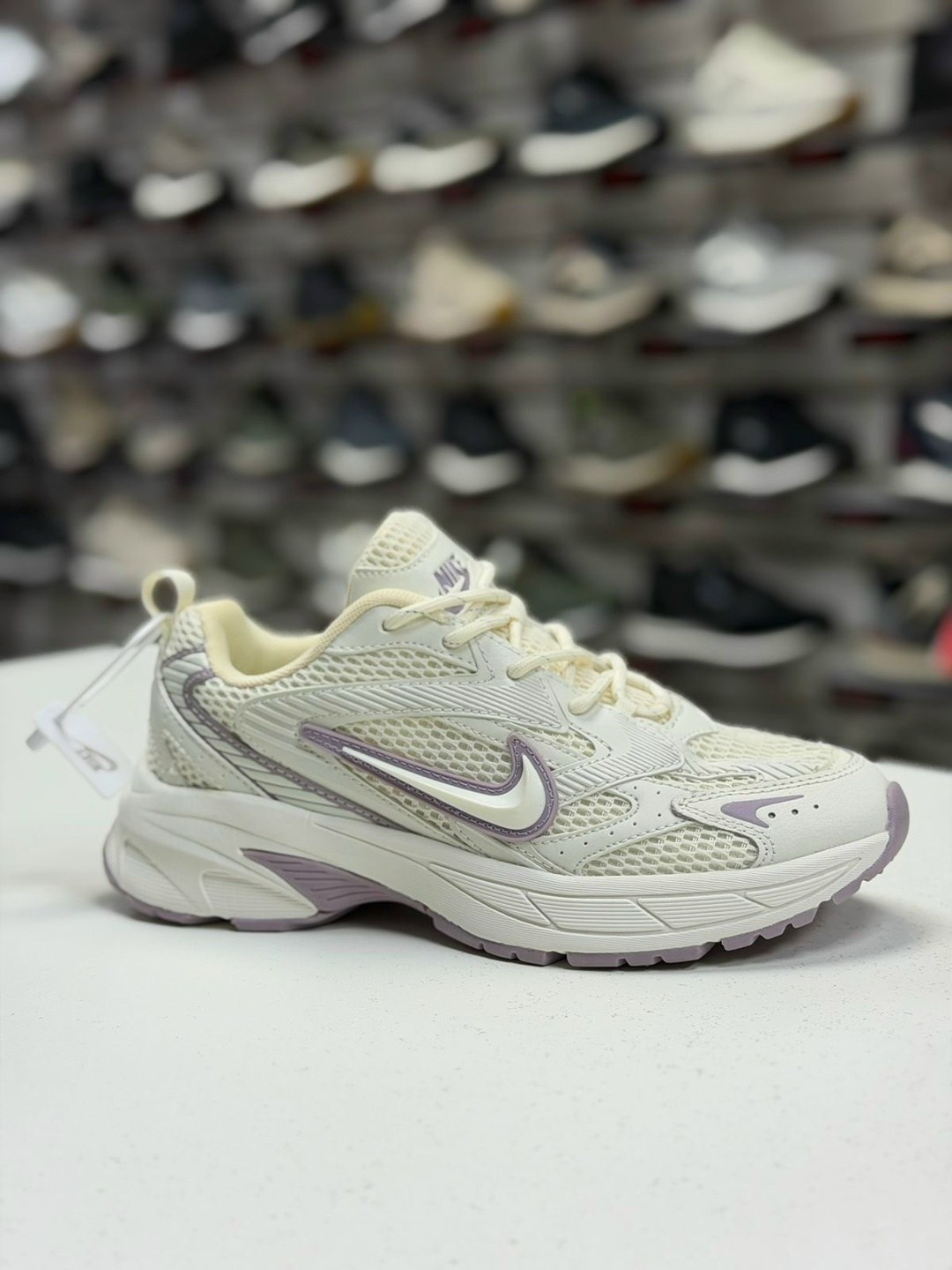 кроссовки nike air max tn plus,nike air max tn plus,кроссовки nike air max tn plus ultra белые с серым,кроссовки nike tn plus,кроссовки мужские nike air max tn plus