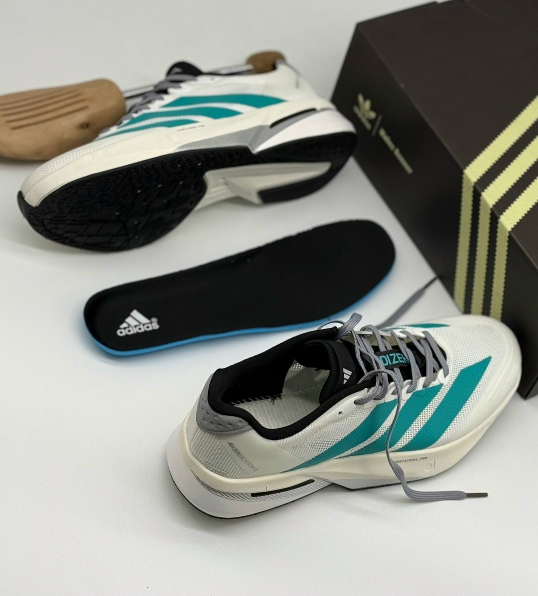 кроссовки adidas adizero,кроссовки adidas,кроссовки мужские женские adidas,adidas adizero boston,кроссовки