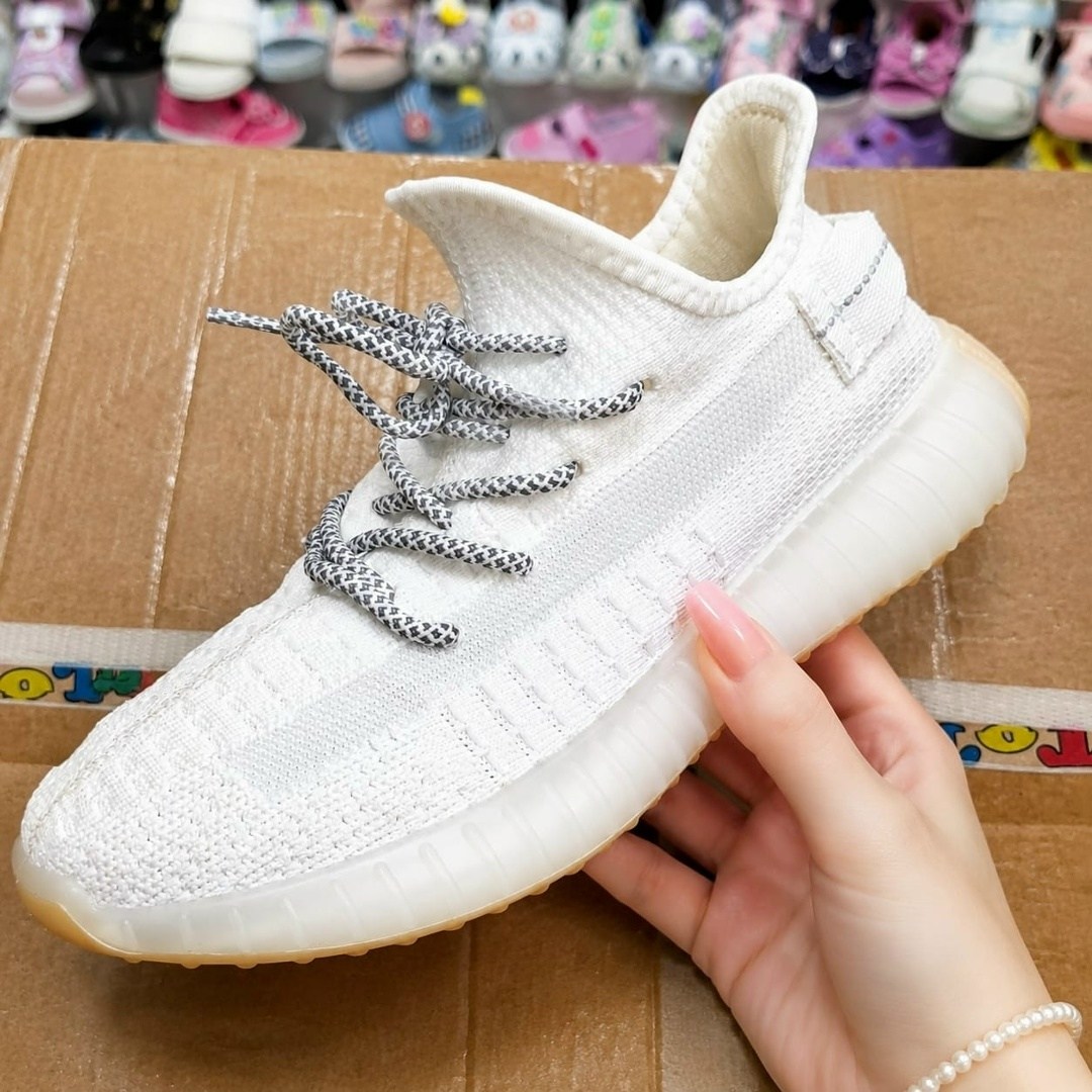 adidas yeezy boost 350 v 2,adidas yeezy boost 350,кроссовки адидас изи буст 350,adidas yeezy boost,adidas yeezy