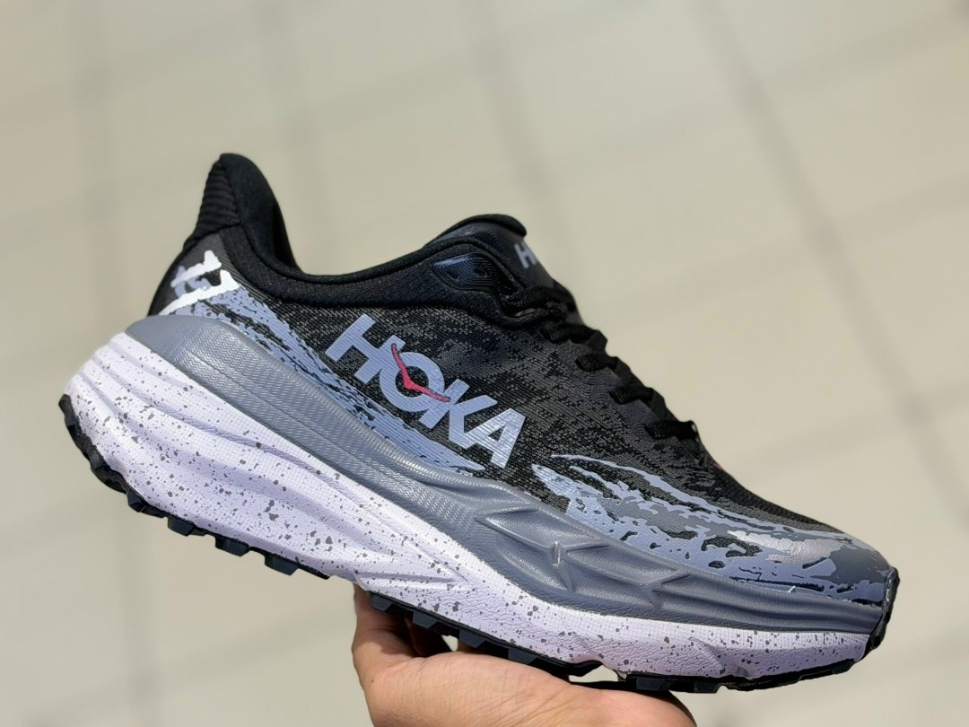 кроссовки hoka one one,кроссовки hoka,кроссовки,кроссовки для бега,кроссовки женские hoka