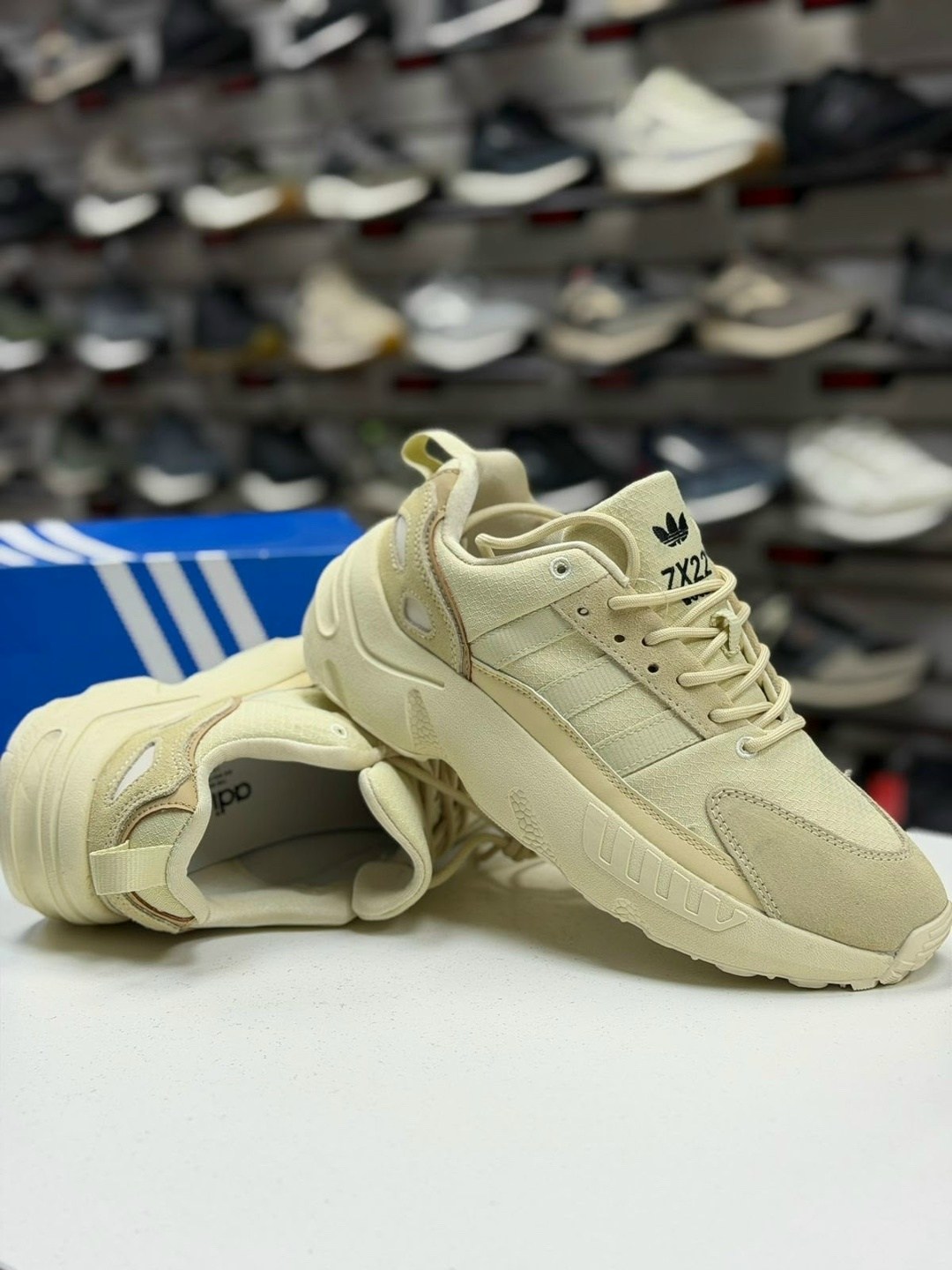 кроссовки adidas,женские кроссовки adidas,adidas zx 22 boost,adidas originals zx 22 boost,кроссовки