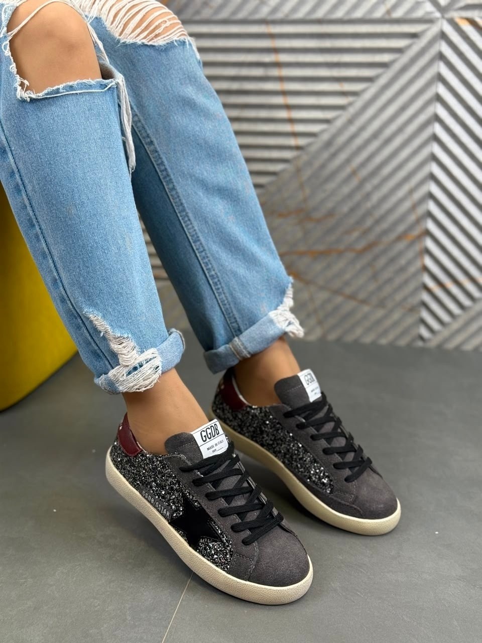 ,golden goose кроссовки,кеды golden goose,кроссовки golden goose wmns superstar ice silver кремовые,кроссовки модные