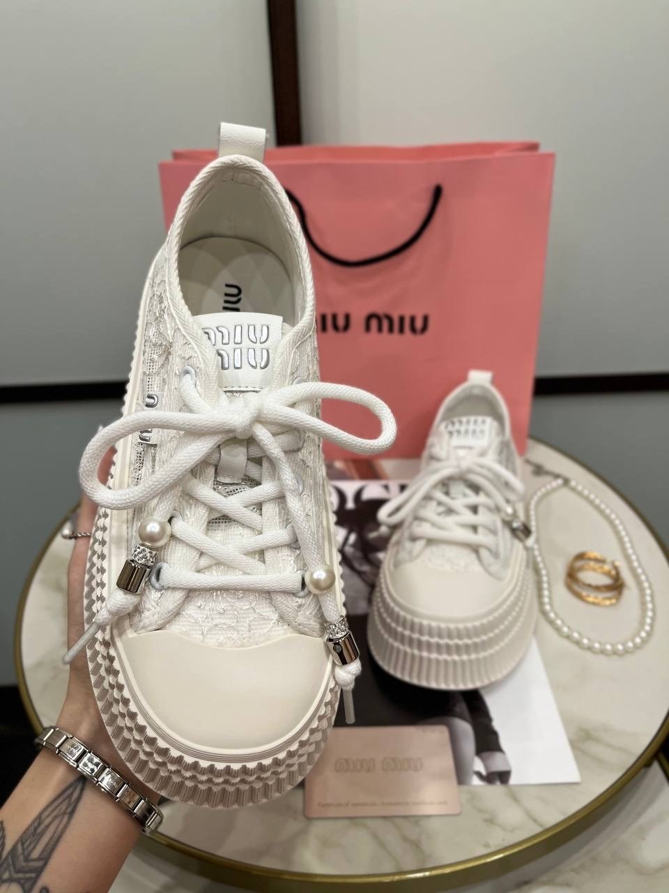 кроссовки miu miu,кеды miu miu,кеды miu miu на высокой подошве,miu miu кроссовки женские,кеды на платформе miu miu premium shoes 237107133