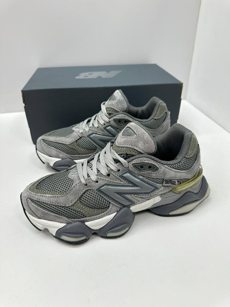 кроссовки new balance 9060,кроссовки new balance,new balance кроссовки мужские,new balance 9060 серые,мужские и женские кроссовки