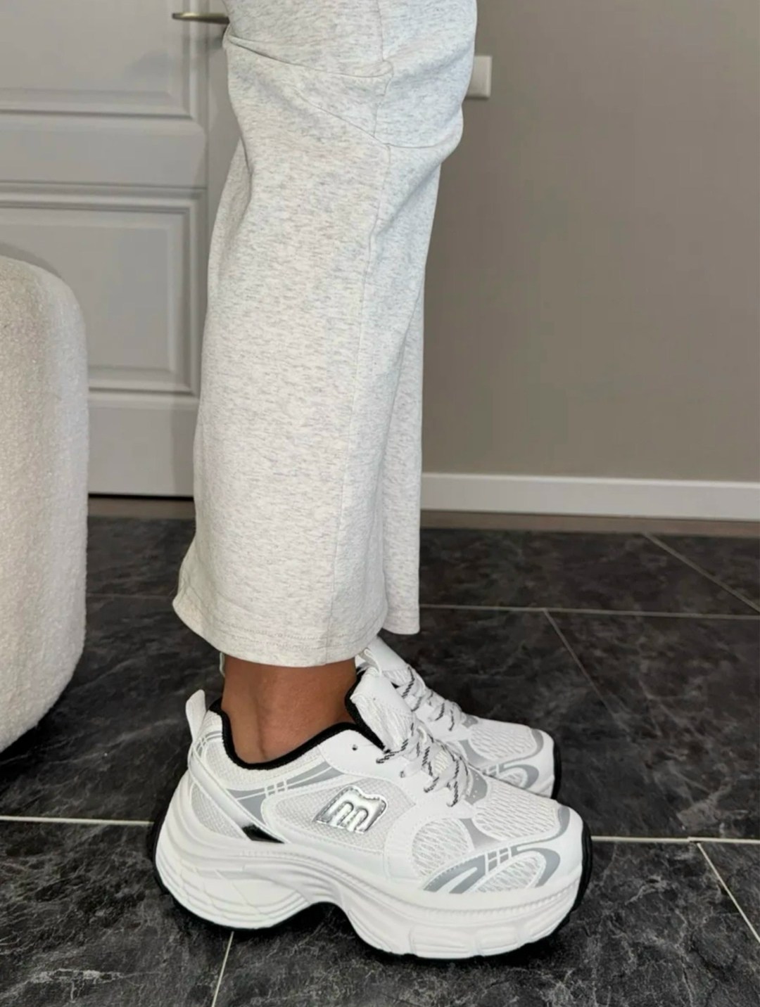кроссовки женские,женские кроссовки balenciaga,кроссовки белые,кроссовки модные,кроссовки женские белые