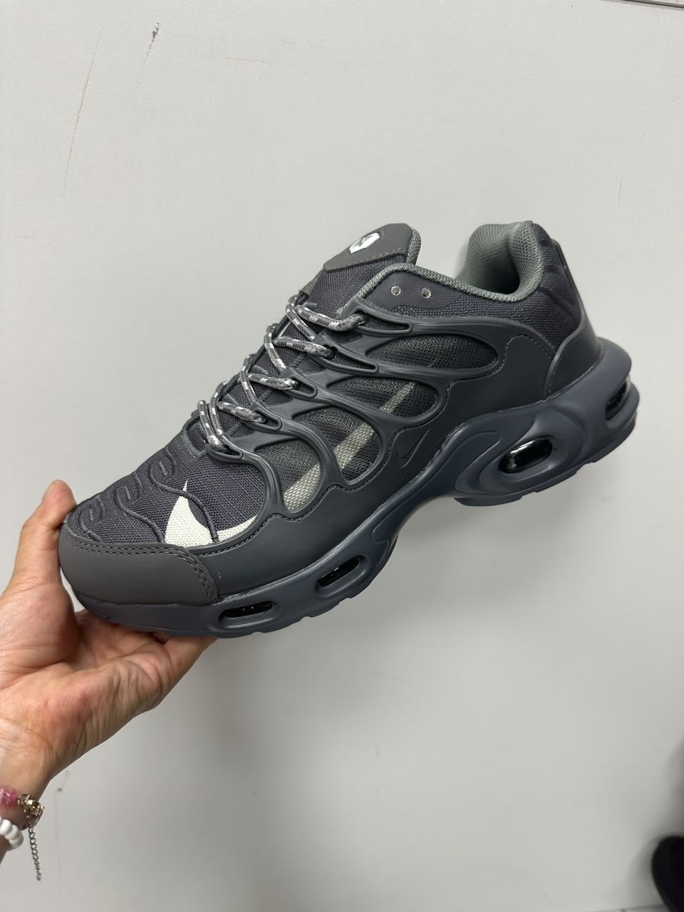 кроссовки nike air max plus tn,кроссовки nike air max terrascape plus,кроссовки,кроссовки nike air max plus,мужские кроссовки nike air max tn plus