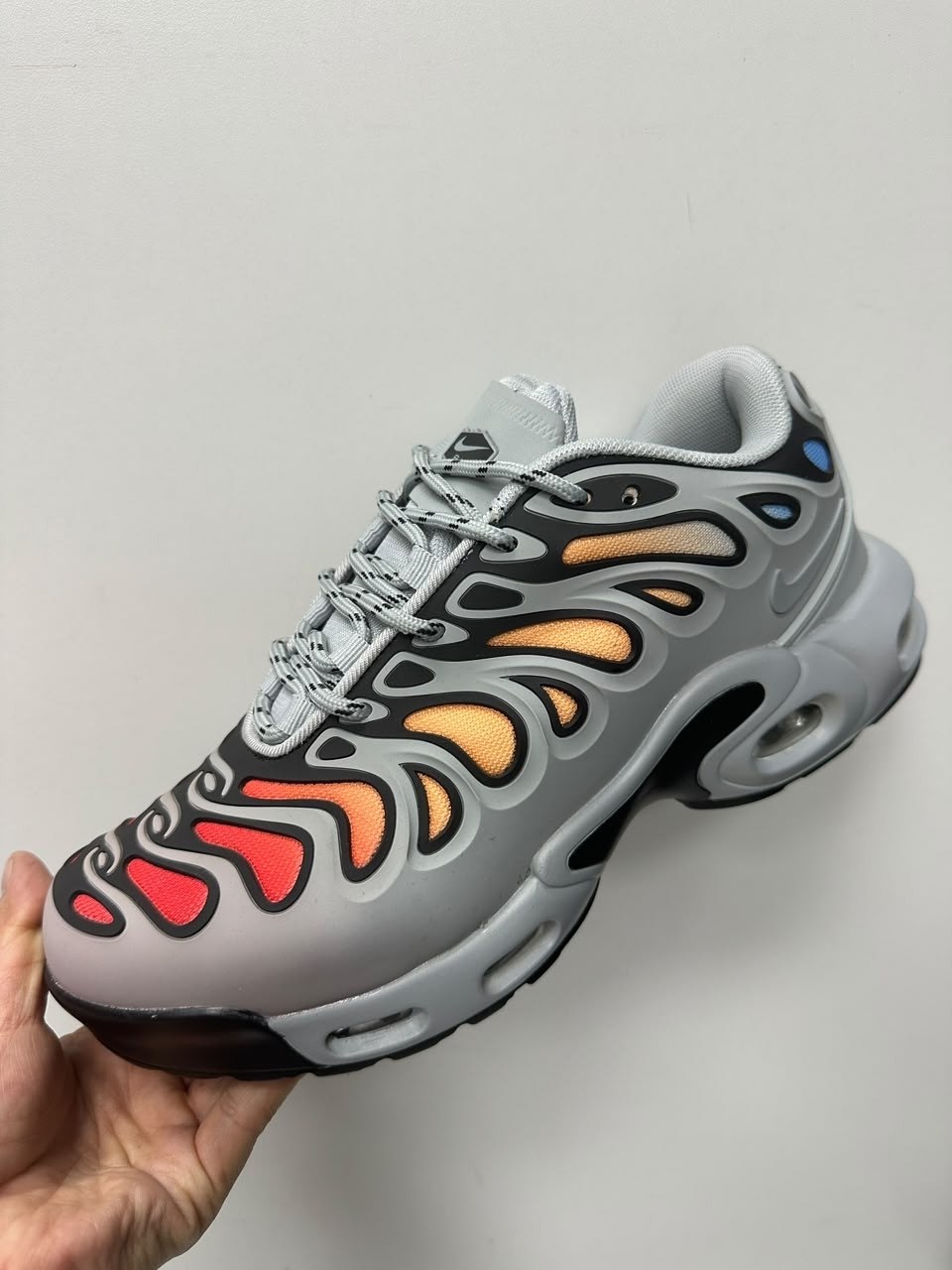 nike air max plus drift light smoke grey,кроссовки nike air max plus,кроссовки air max tn plus nike,nike air max tn plus,nike air max plus drift