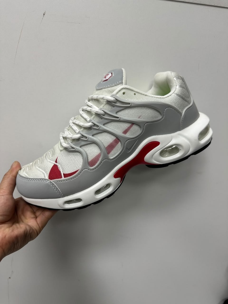 кроссовки nike air max plus tn,кроссовки nike air max terrascape plus,кроссовки,кроссовки nike air max plus,мужские кроссовки nike air max tn plus
