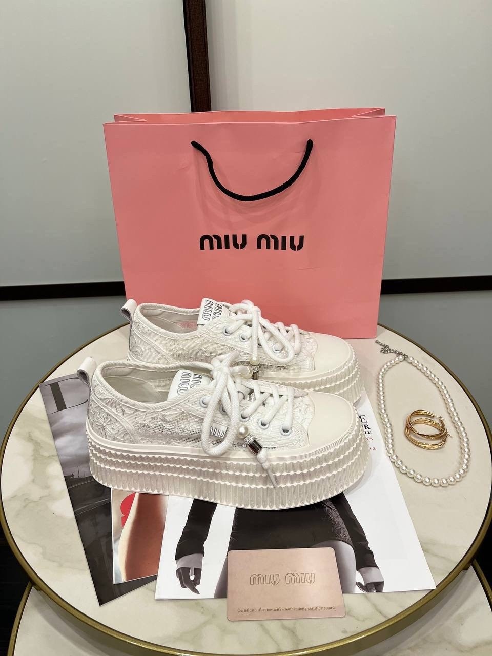 кроссовки miu miu,кеды miu miu,кеды miu miu на высокой подошве,miu miu кроссовки женские,кеды на платформе miu miu premium shoes 237107133