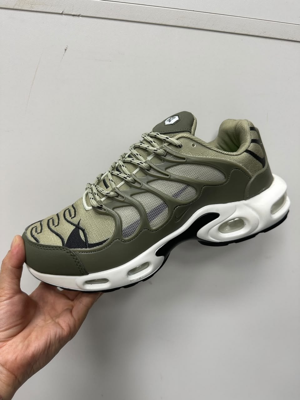кроссовки nike air max plus tn,кроссовки nike air max terrascape plus,кроссовки,кроссовки nike air max plus,мужские кроссовки nike air max tn plus