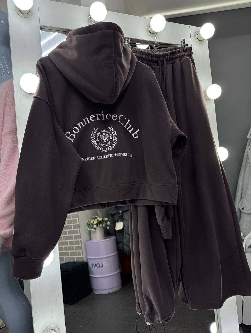 спортивный костюм оранжевый celine,спортивный костюм женский,спортивные костюмы на флисе,оранжевые спортивные костюмы,спортивный костюм