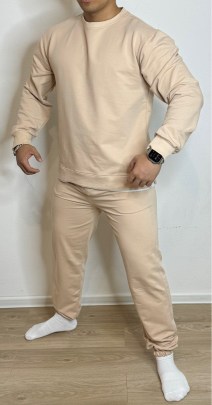 Костюм