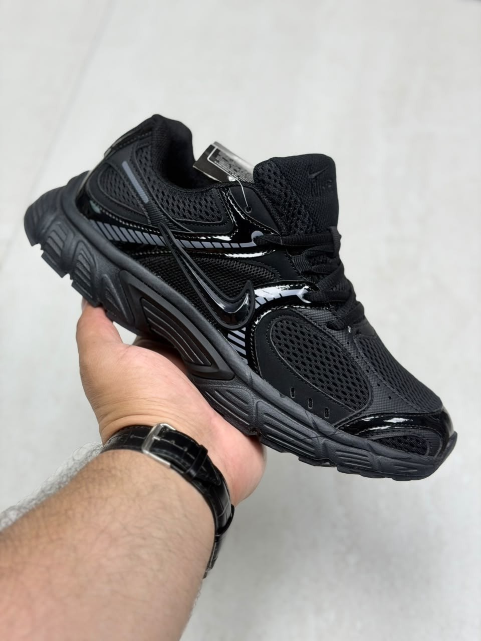 кроссовки nike v 5 rnr,nike кроссовки,кроссовки v5 rnr nike,кроссовки nike v5 rnr white black silver,классические кроссовки
