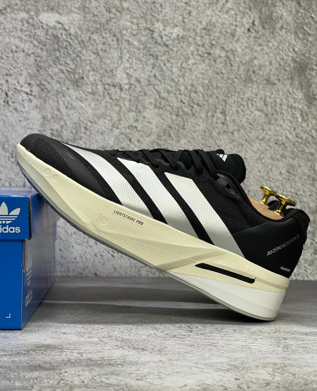 кроссовки adidas,кроссовки adidas adizero,кроссовки мужские adidas,кроссовки,кроссовки мужские женские adidas