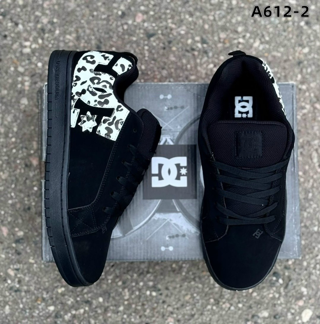 ,кроссовки черные,кроссовки dc shoes court graffik,мужские кроссовки,кроссовки dc shoes