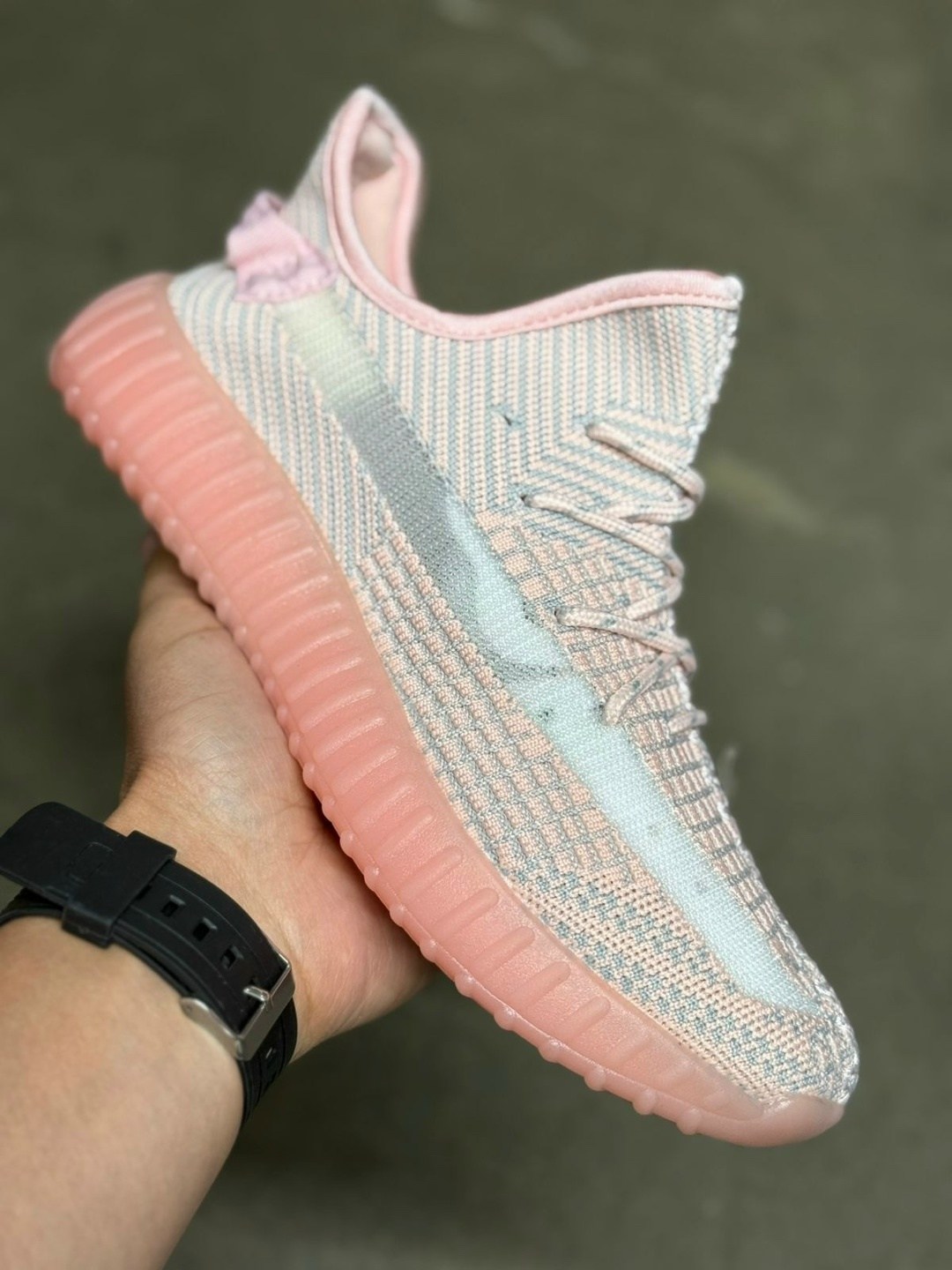 кроссовки adidas yeezy 350 boost,adidas yeezy boost 350,adidas yeezy boost 350 женские,adidas yeezy boost 350 v 2,adidas yeezy boost 350 розовые