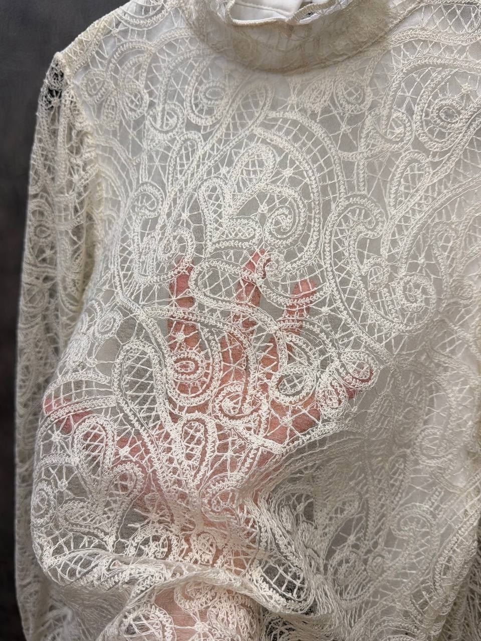 белое кружевное платье,кружевное платье,кружевное мини платье,женское кружевное платье,платье с расклешенными рукавами