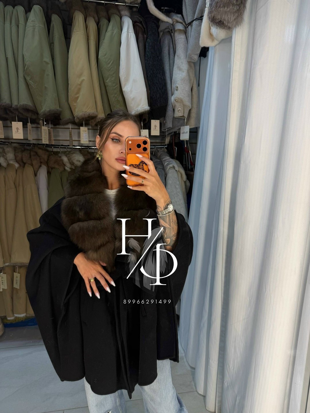 пончо из кашемира с финским песцом yana kraft brand,пончо с мехом,пончо из кашемира с финским песцом,пончо кашемир с мехом,пальто с мехом
