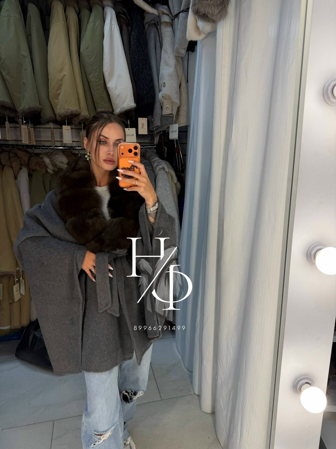 пончо из кашемира с финским песцом yana kraft brand,пончо с мехом,пончо из кашемира с финским песцом,пончо кашемир с мехом,пальто с мехом