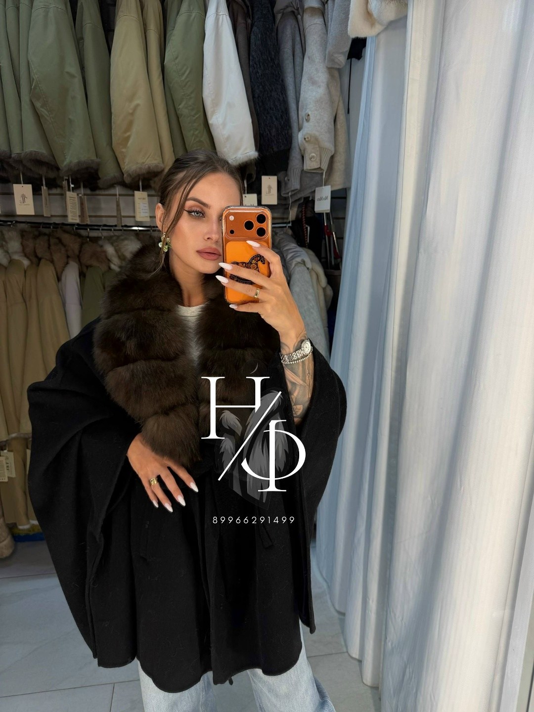 пончо из кашемира с финским песцом yana kraft brand,пончо с мехом,пончо из кашемира с финским песцом,пончо кашемир с мехом,пальто с мехом