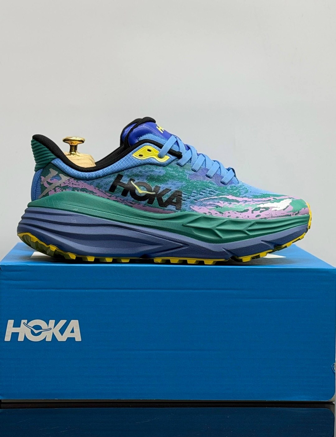 hoka кроссовки,кроссовки,кроссовки hoka one one,кроссовки для бега,спортивные кроссовки