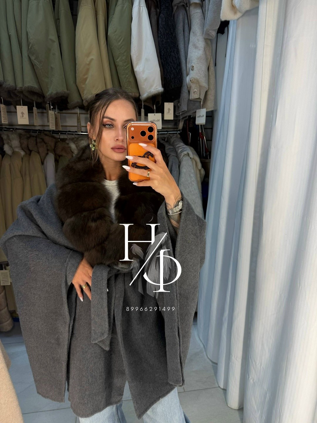 пончо из кашемира с финским песцом yana kraft brand,пончо с мехом,пончо из кашемира с финским песцом,пончо кашемир с мехом,пальто с мехом