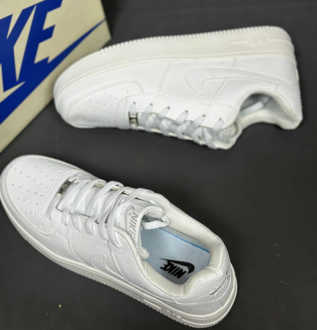 мужская кроссовки,кроссовки для мужчин,кроссовки nike air force 1,nike air force 1 low white,nike air force 1 low