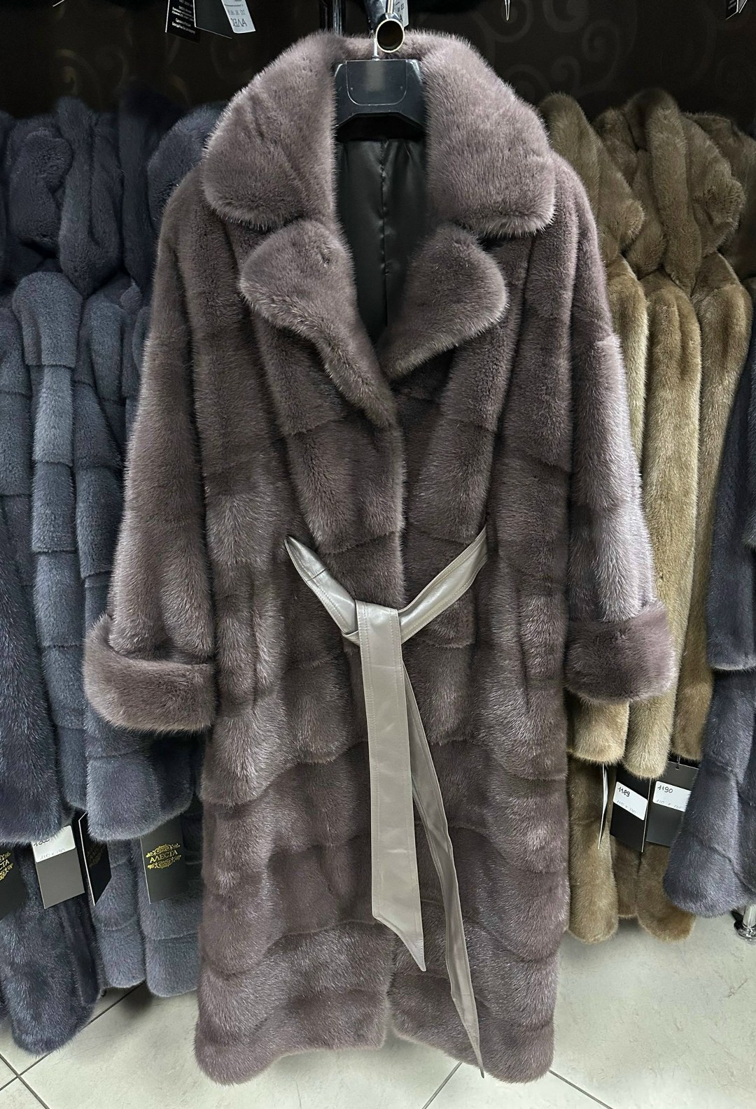 шуба норковая,удлинённая норковая шуба с поясом,шуба из норки,норковая шуба с английским воротником,шуба норка