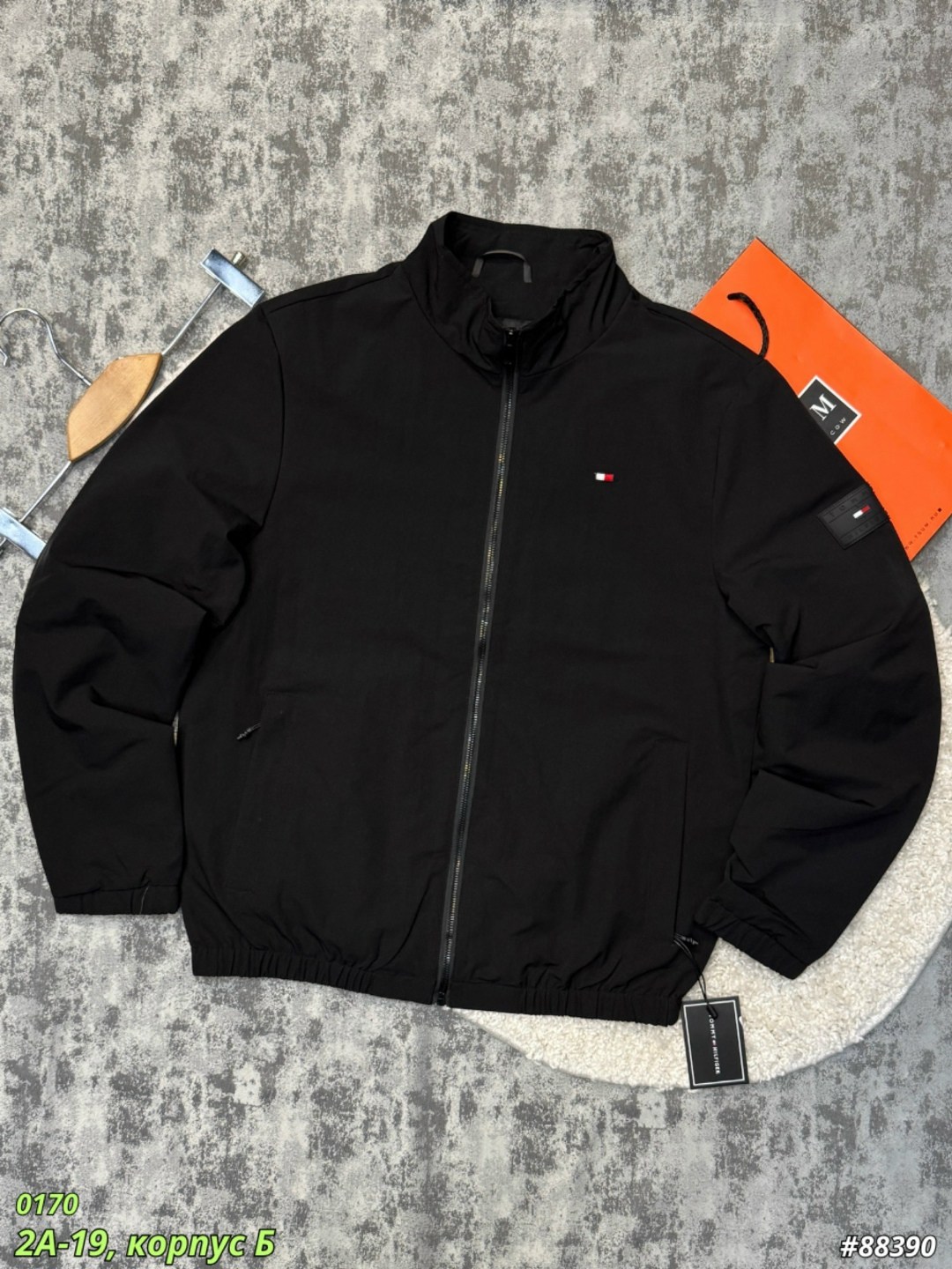 tommy hilfiger куртка мужская,бомбер куртка,куртка ветровка tommy hilfiger,мужская куртка бомбер,демисезонная мужская куртка