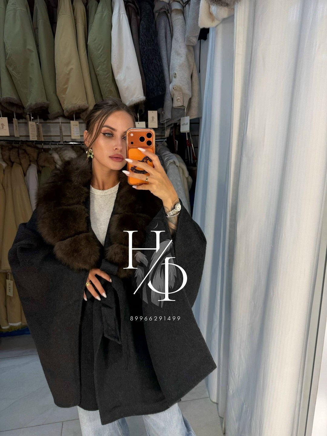 пончо из кашемира с финским песцом yana kraft brand,пончо с мехом,пончо из кашемира с финским песцом,пончо кашемир с мехом,пальто с мехом